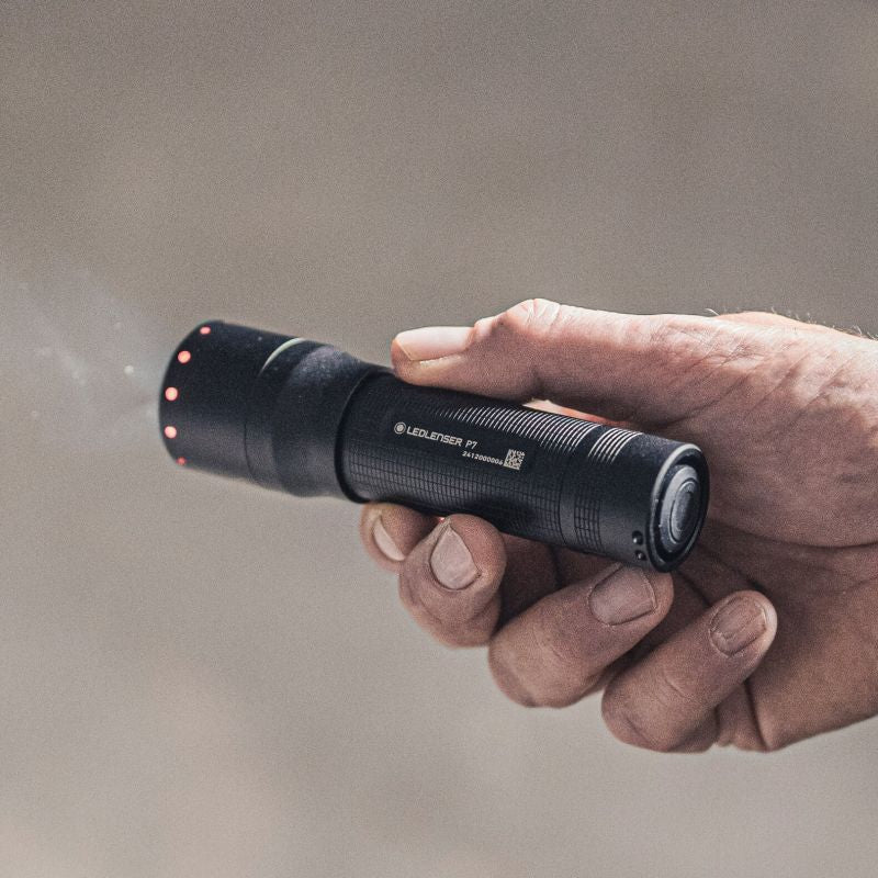 P7 Torch
